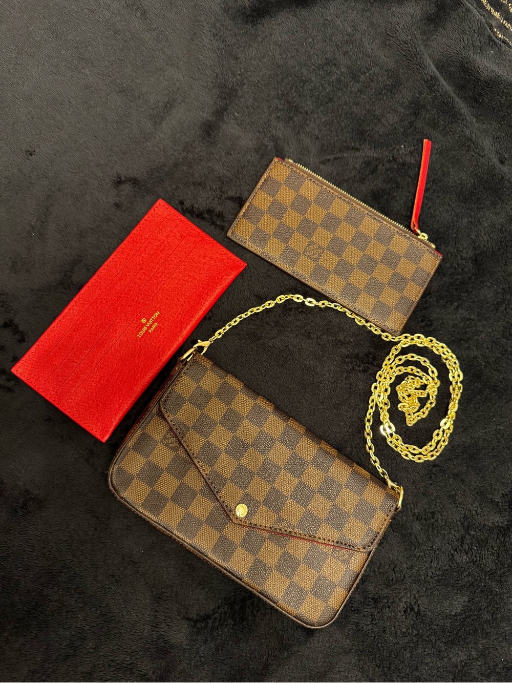 Source Unknown Brown Checker Chain Crossbody with Red Wallet and Pouch